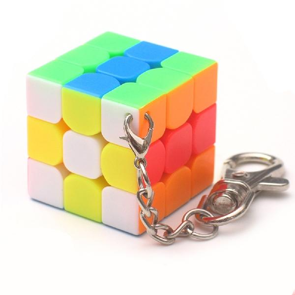 LeadingStar 3x3x3 3cm Mini Small  Magic Puzzle cube Key Chain Smart Cube Toy & Creative Key Ring Decoration Toy Kids Gifts